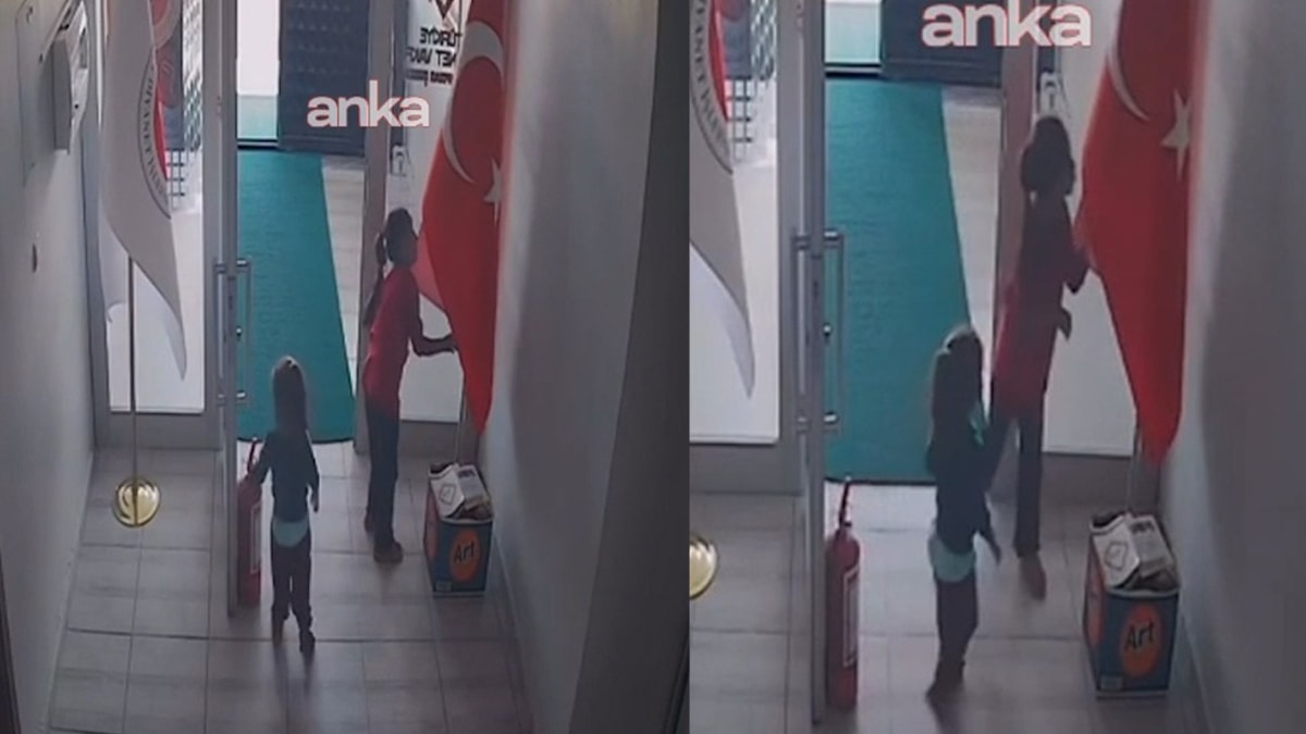 Küçük eller, büyük sevgi: İki kardeş gözleri doldurdu