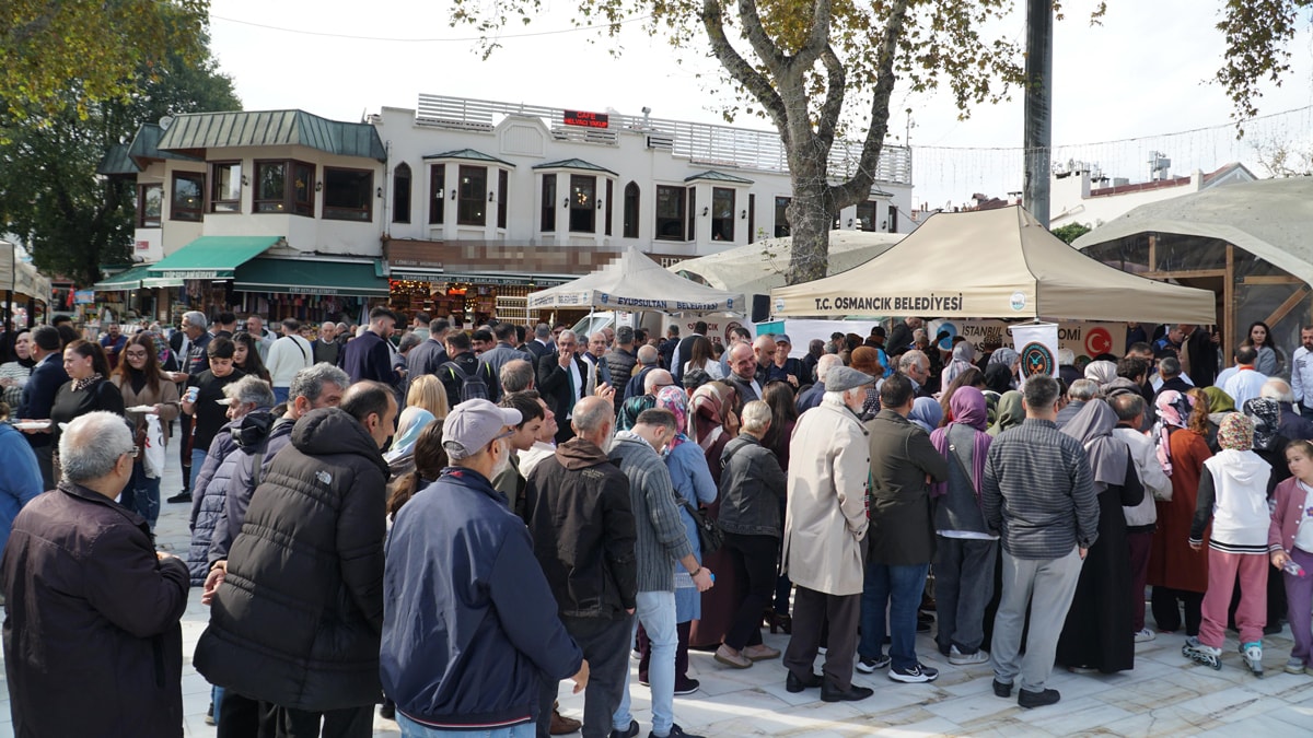 Bedava olduğunu duyan geldi, kuyruğun sonu görünmedi