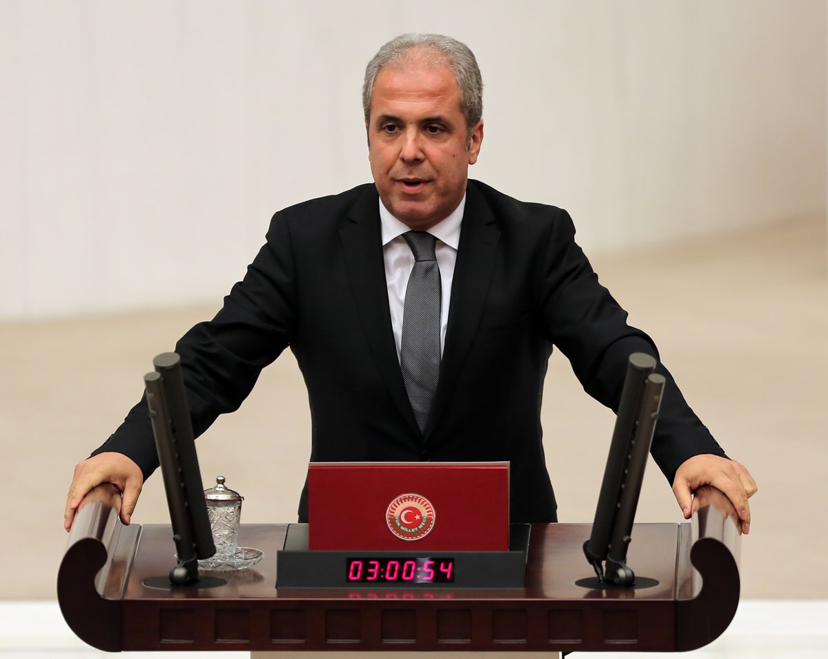AKP'li Şamil Tayyar'dan ‘Tayfun Kahraman’ isyanı