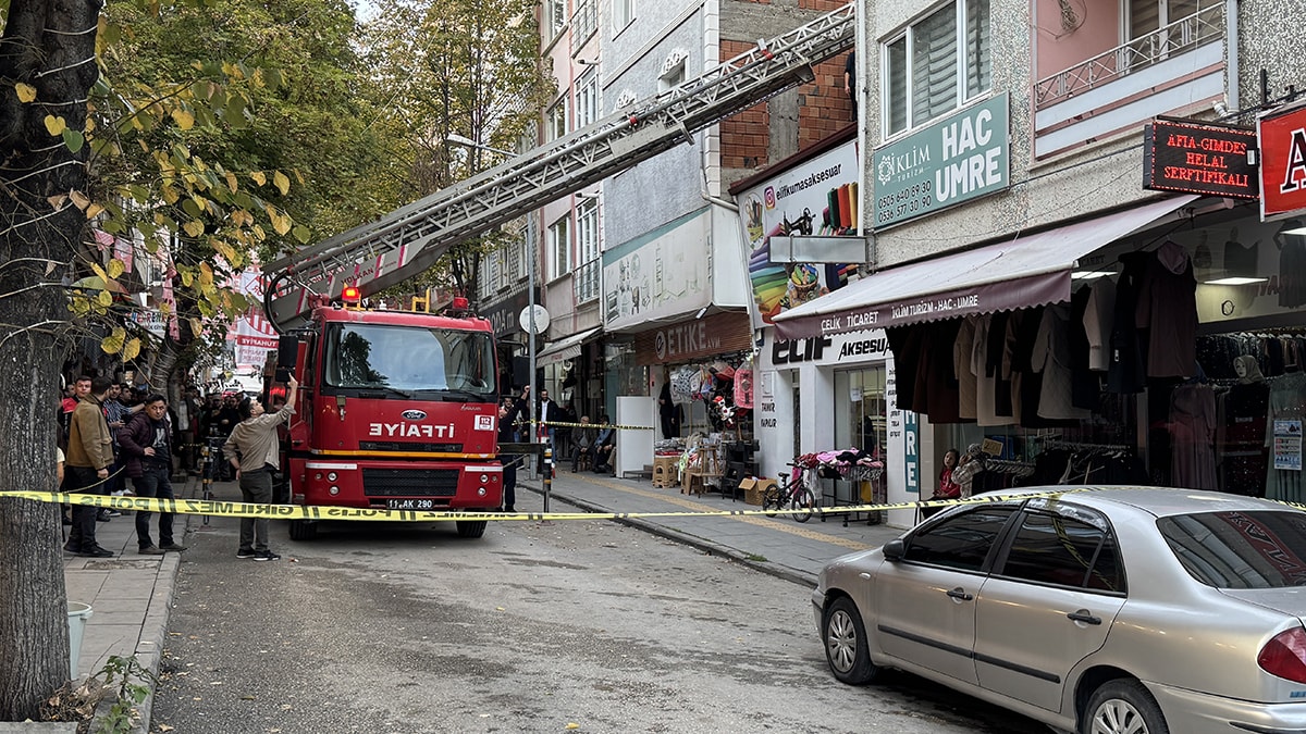 Bilecik'te fıkra gibi olay: Apartman bacasına sıkışan hükümlü yakalandı
