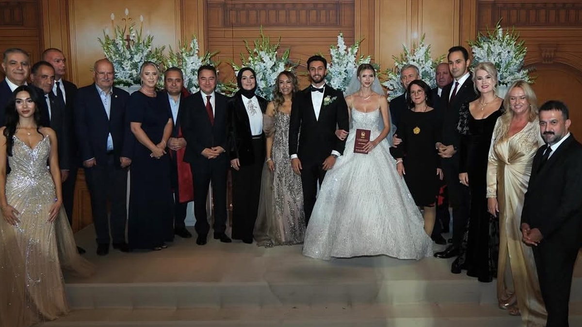 Mansur Yavaş'tan Ali Babacan'a siyaset ve ekonomi dünyasını buluşturan YouTuber düğünü