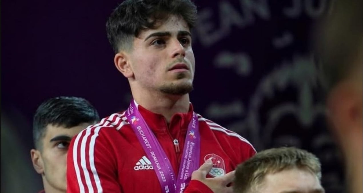 Halterde çifte madalya luğu 1 Salık KanTora - Gerçek Tektir