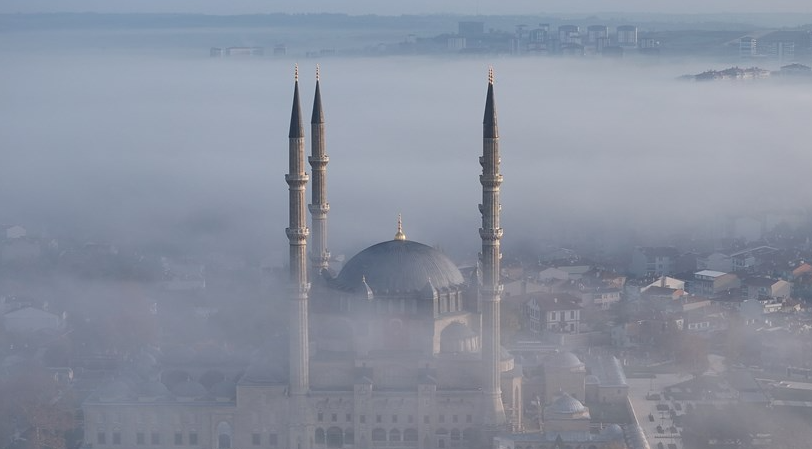 Selimiye Camii sisle kaplandı! Manzara görenleri hayran bıraktı
