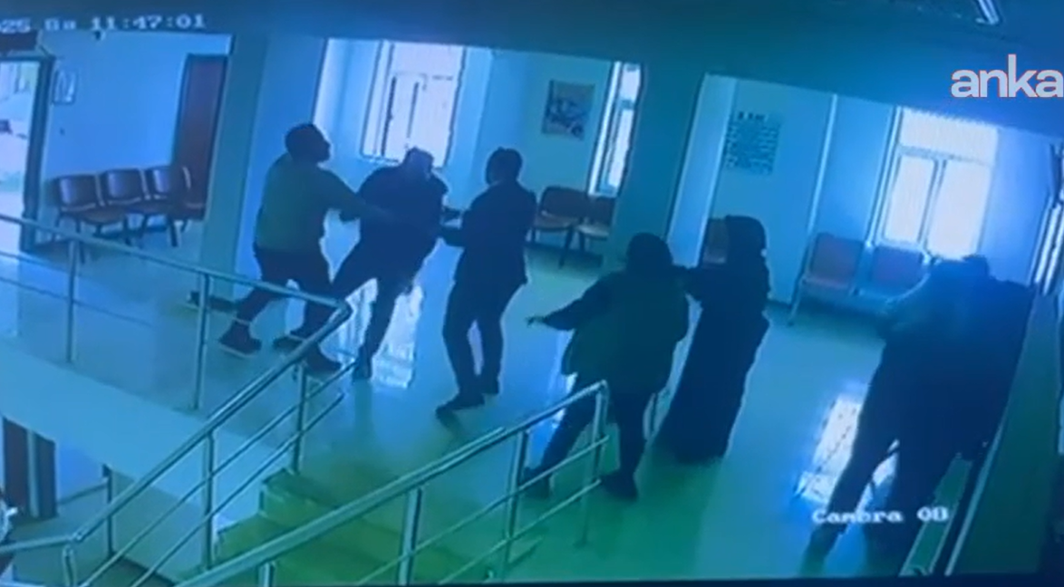 Kan aldığı hastanın yakını saldırdı! Hastane bir oldu ayıramadı