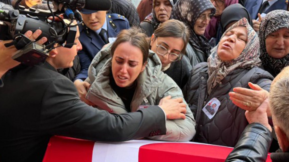 Şehit Üsteğmen Mercan bir yıl önce evlenmiş