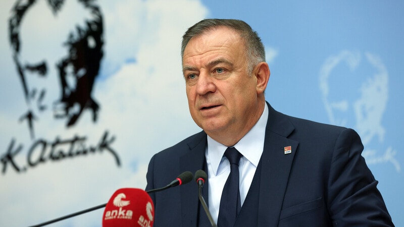 CHP'li Gökan Zeybek’ten sert tepki: İddianameyi Yeni Şafak mı yazıyor?