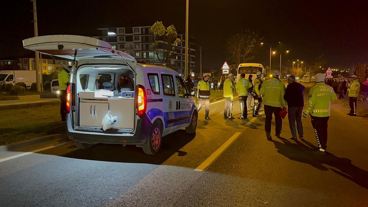 İşçileri taşıyan 3 midibüs çarpıştı! 11 kişi yaralandı