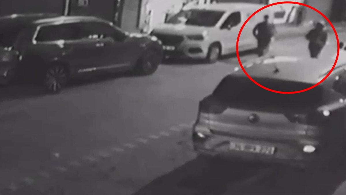 Esenyurt'ta iş yerine silahlı saldırı: 2 kişi yakalandı