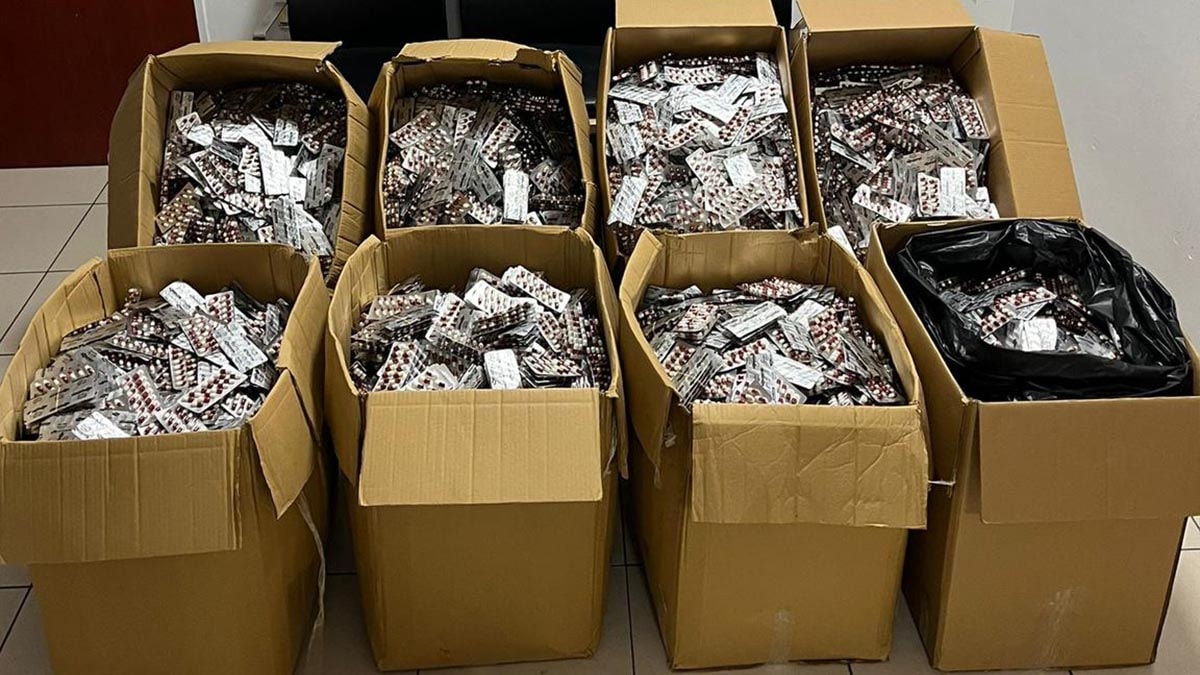 İzmir'de 168 bin 448 uyuşturucu hap ele geçirildi