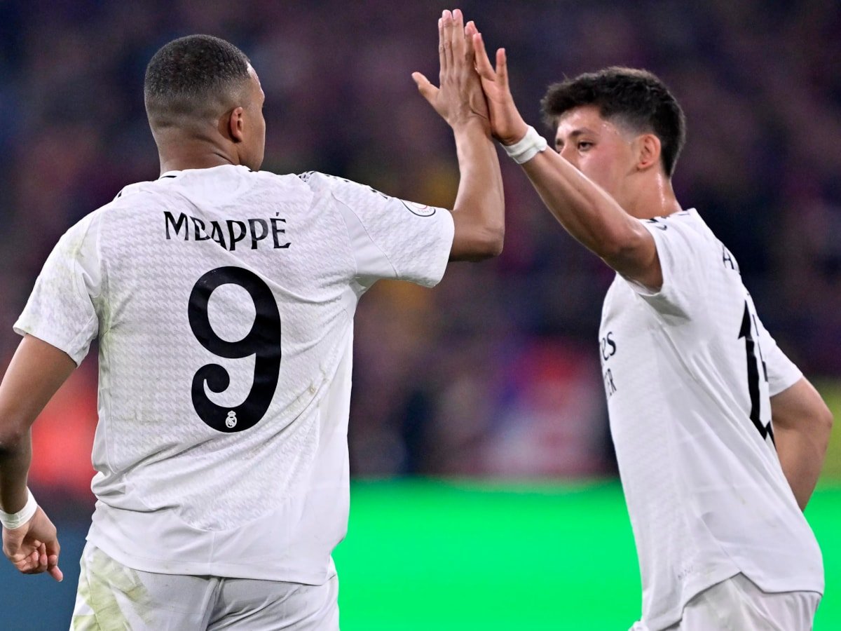 Mbappe, Arda Güler'i öve öve bitiremedi.