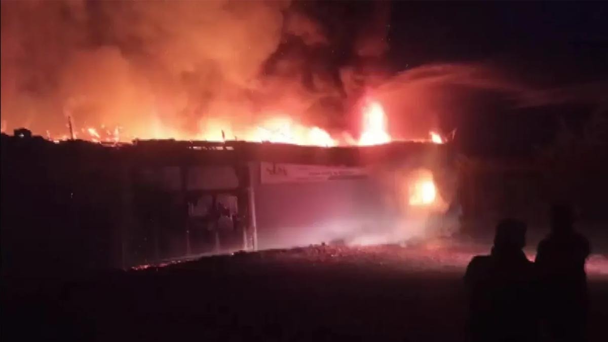 Amasya’da soğan deposunda korkutan yangın