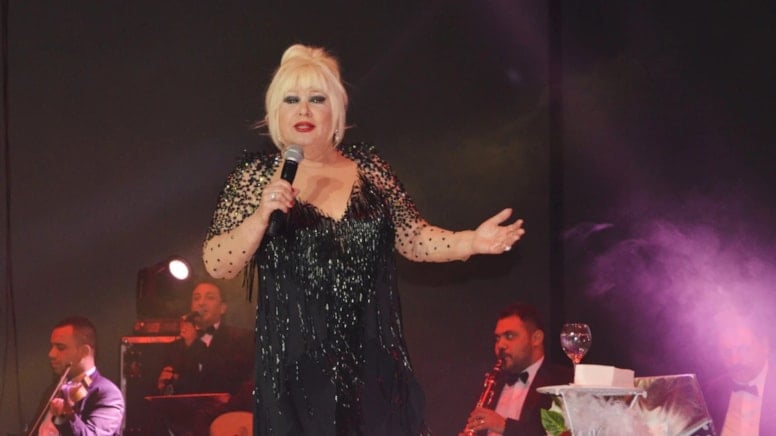 Son dakika... Usta sanatçı Muazzez Abacı doğum gününde hayatını kaybetti