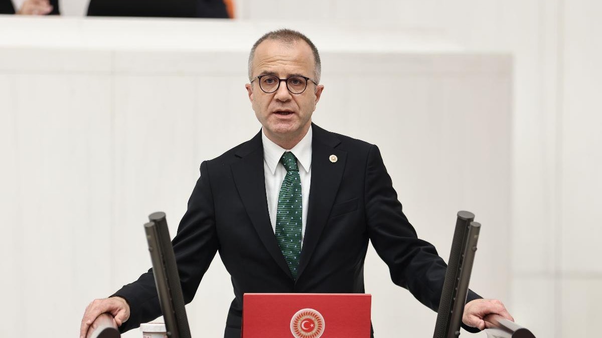 CHP'li Konuralp: Hakikat er ya da geç kendini menziline ulaştırır