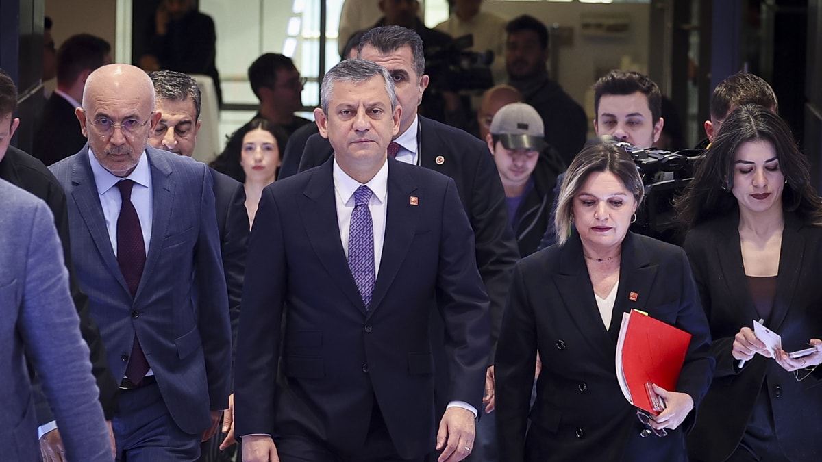 CHP’de kritik toplantıda değişim sinyali: Bazı isimlere 'teşekkür' edilecek