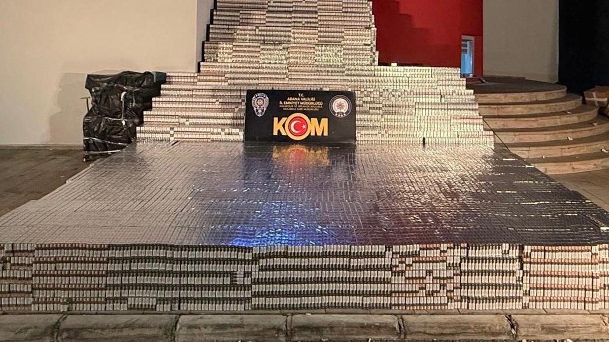 Adana’da kamyonette 105 bin paket kaçak sigara ele geçirildi: 1 tutuklama