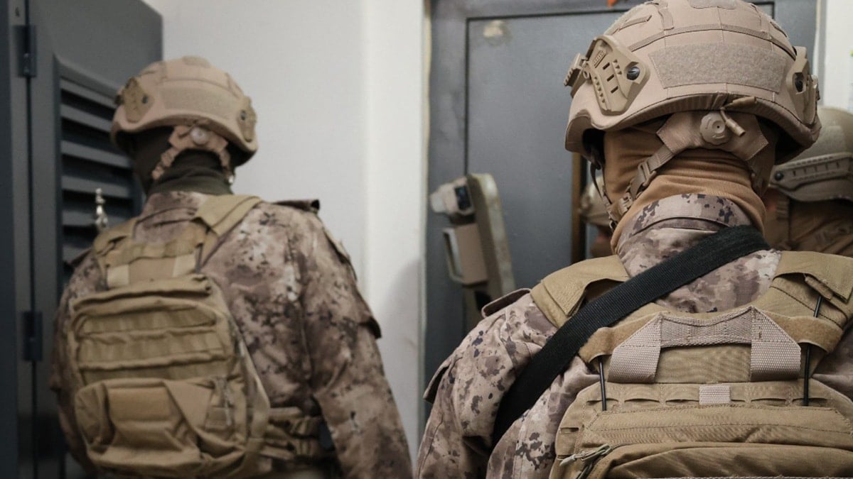 Mersin'de rüşvet ve kaçakçılık operasyonu: 1 kişi daha tutuklandı