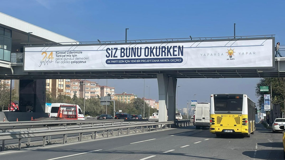 AKP de iBB’nin panolarında