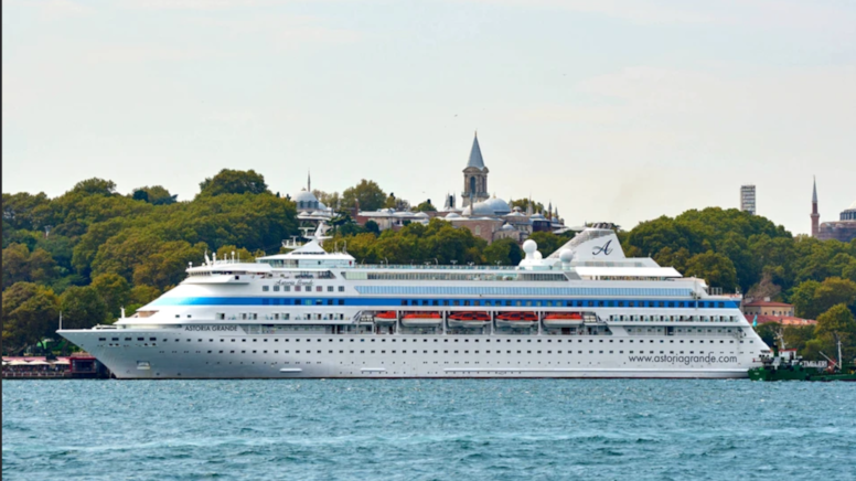 600 Rus turisti taşıyan gemi İstanbul'a yanaşamadı: Rus basını 'Türkler intikam aldı' diye yorumladı