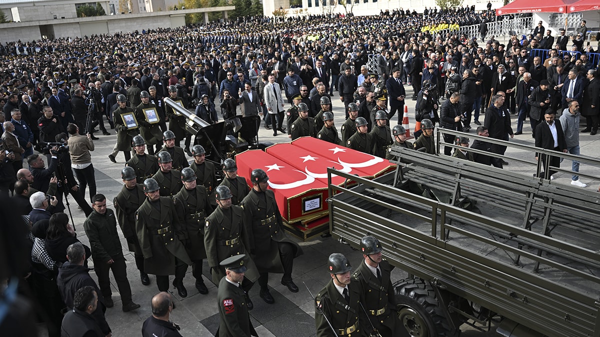 Türkiye şehitlerini uğurluyor