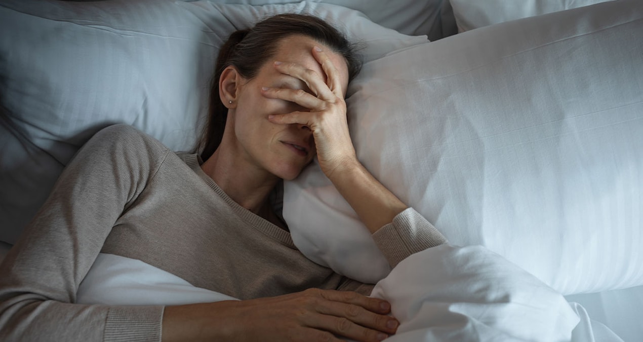 uykujpg-Of-ZlOLi-U_KaMiJarrwhg Gece yarısı durmadan uyanıyor musunuz? Uzmanından altın değerinde öneri