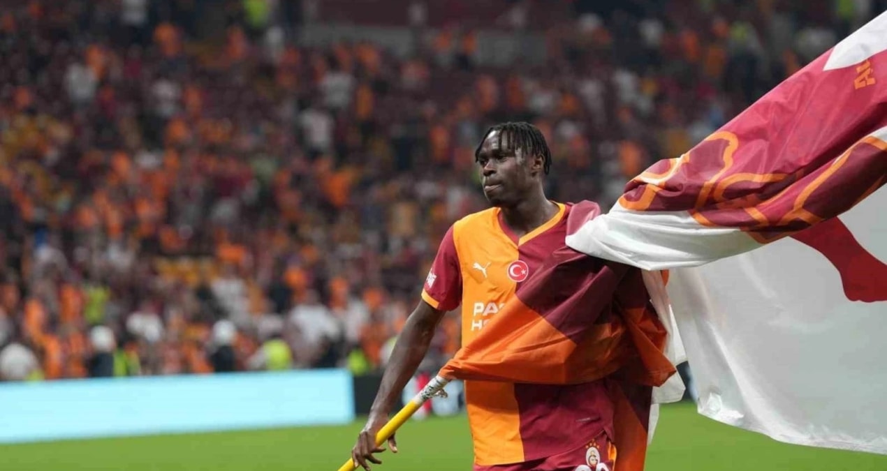 Galatasaray, Ajax Maçı Öncesi İlk 11'deki Eksiklerini Gideriyor