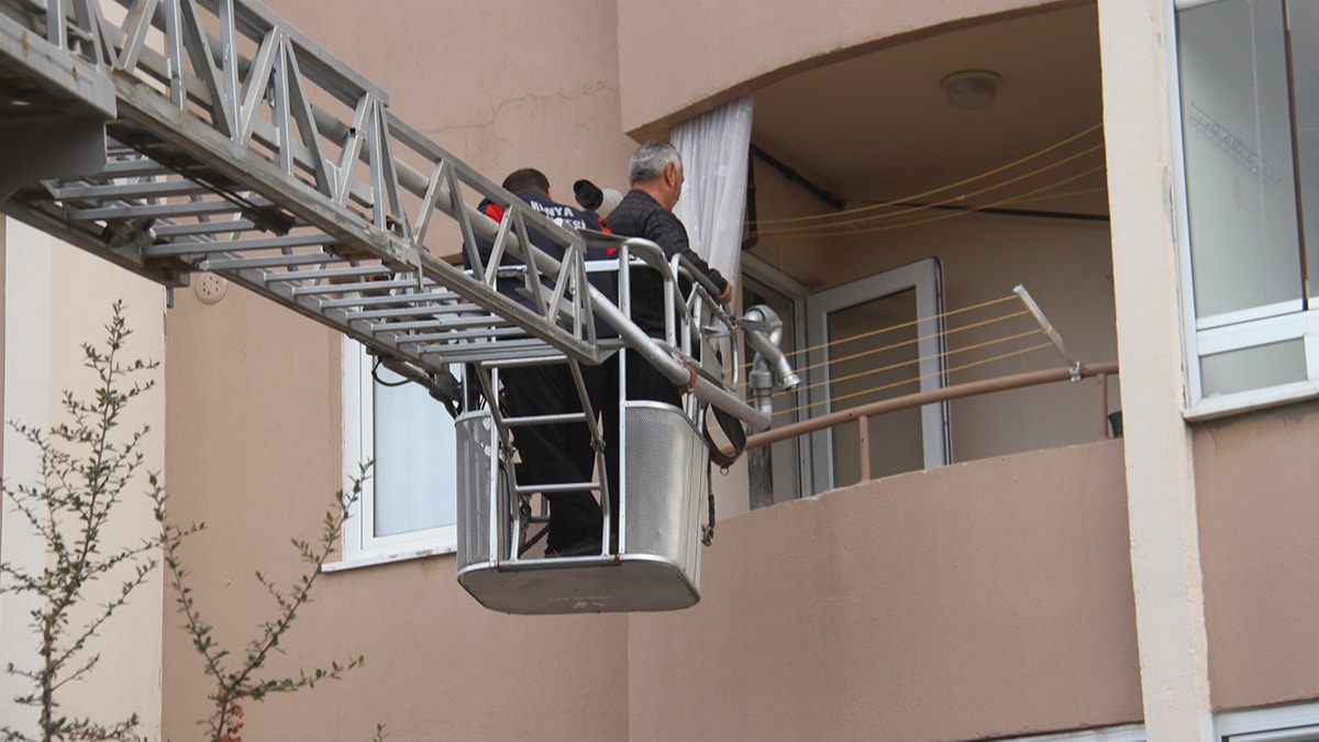 Konya’da apartman yangını: Bir kadın yaralandı