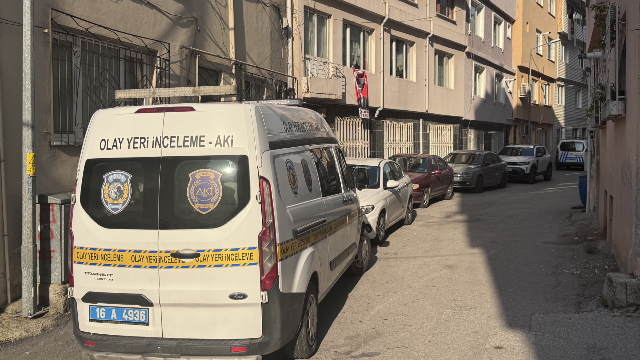 Erkek arkadaşı tarafından bıçaklanan kadın öldü