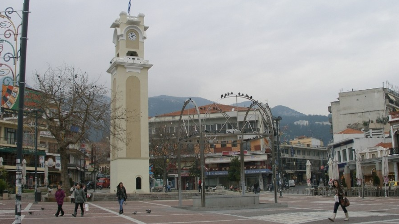 Batı Trakya 4,5 şiddetli deprem ile sarsıldı okullar tatil edildi