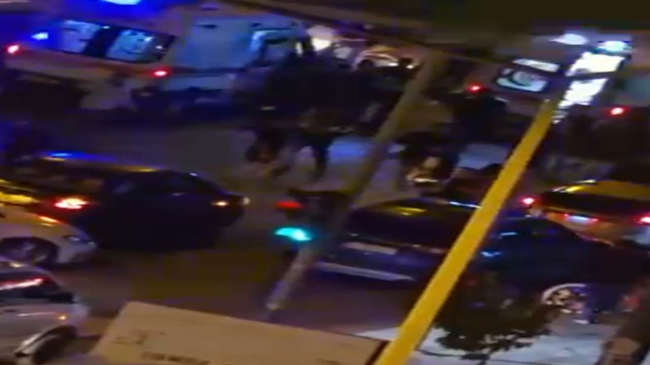 Yolun karşısına geçmeye çalışan genç kadın canından oldu