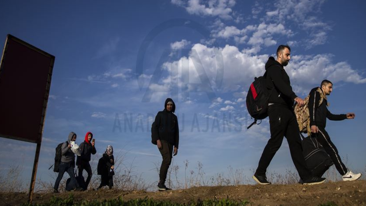Edirne ve Kırklareli'nde 9 düzensiz göçmen yakalandı