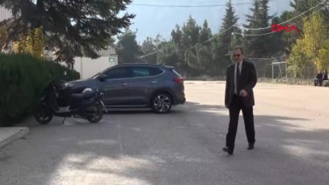 41 yıl önce mezun olduğu lisede müdür oldu