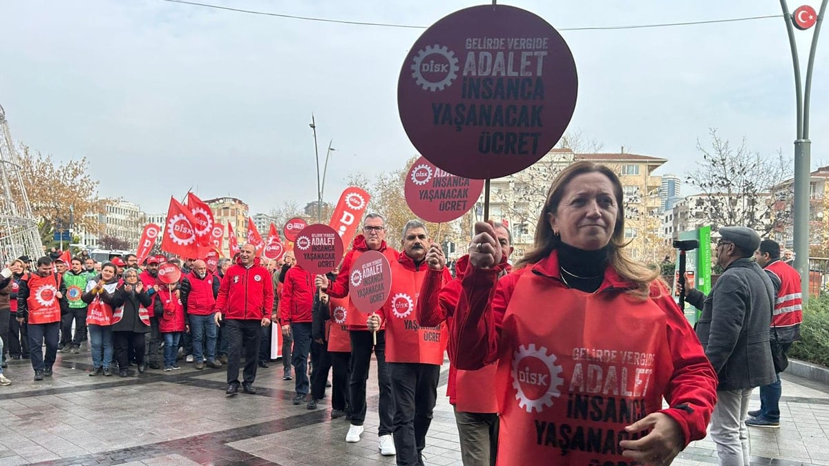 İktidar konuştukça işçi eziliyor