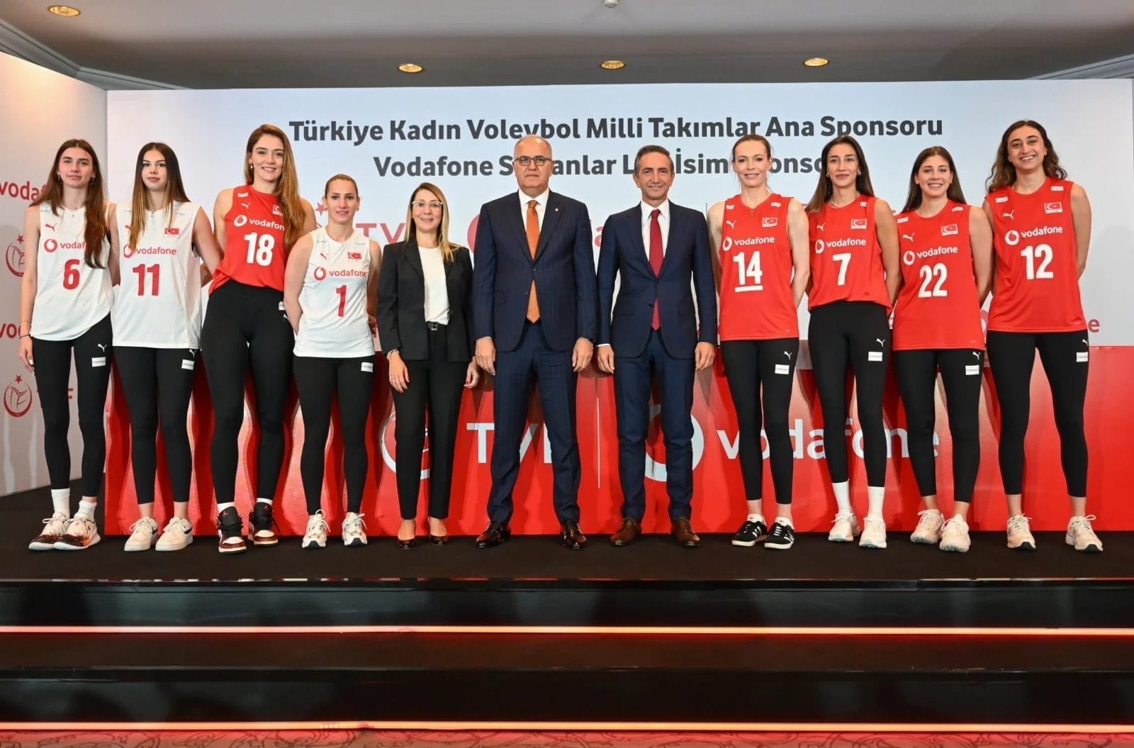 Türkiye Voleybol Federasyonu'na iki ödül birden
