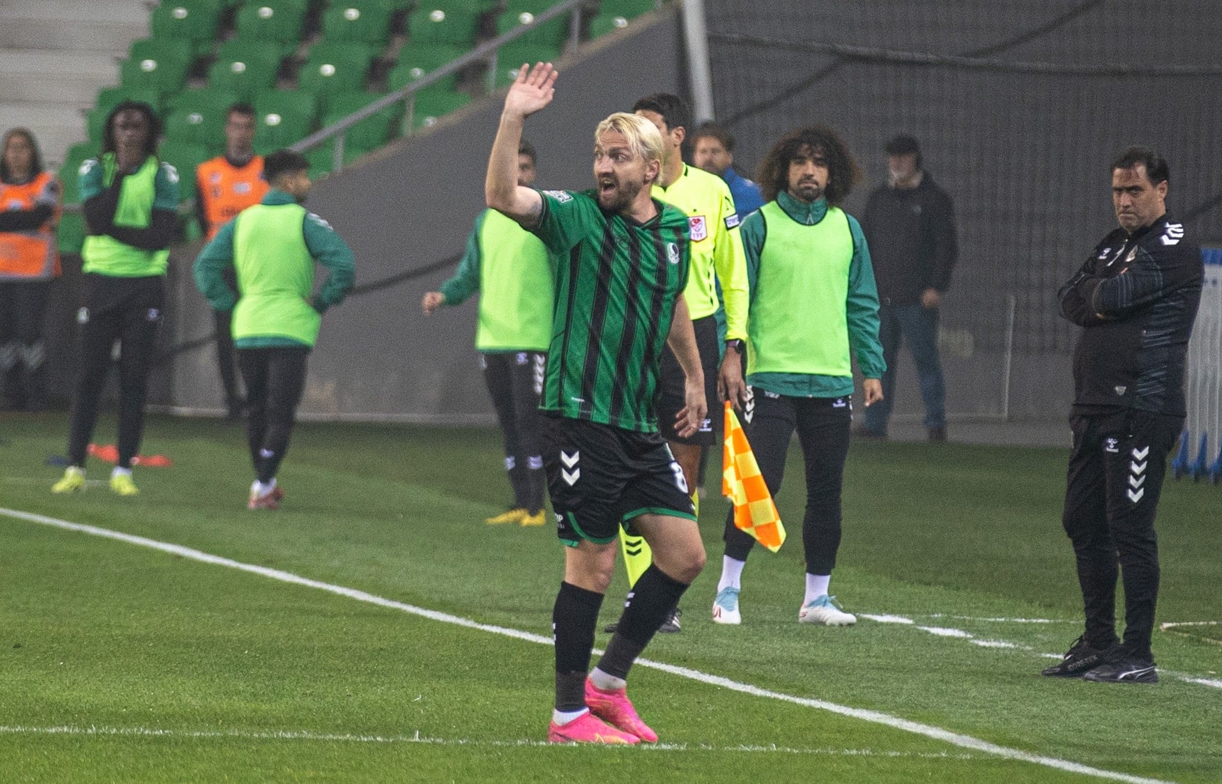 Caner Erkin'den açıklama: 'Hiç mutlu değilim...'