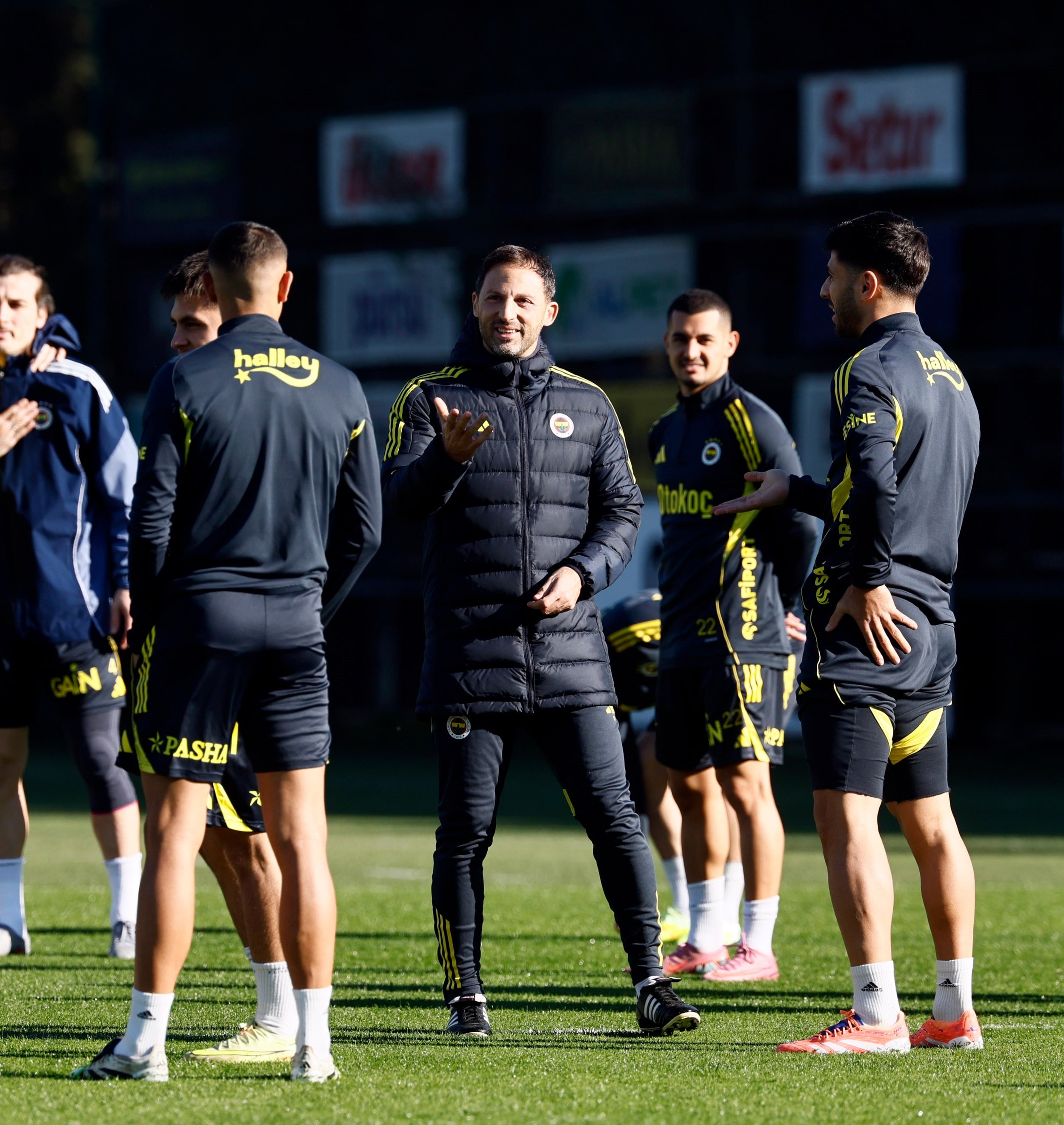 Fenerbahçe,  Eyüpspor'a hazırlanıyor! 8 eksik var