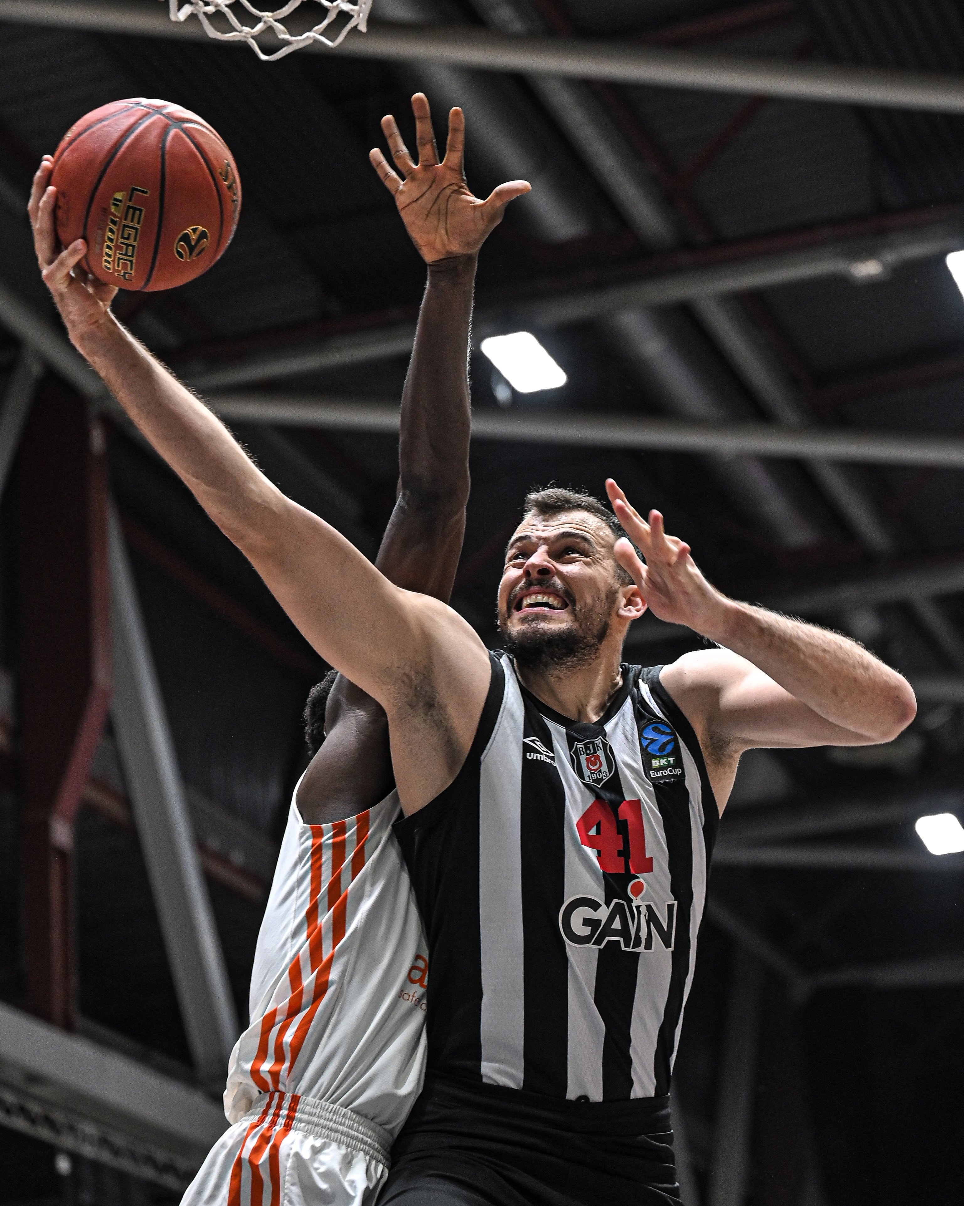 Beşiktaş GAİN, Almanya'da mağlup