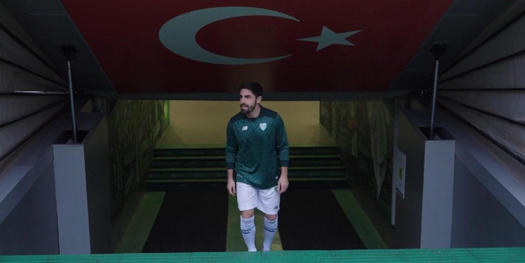 Bursaspor'dan savunmaya takviye