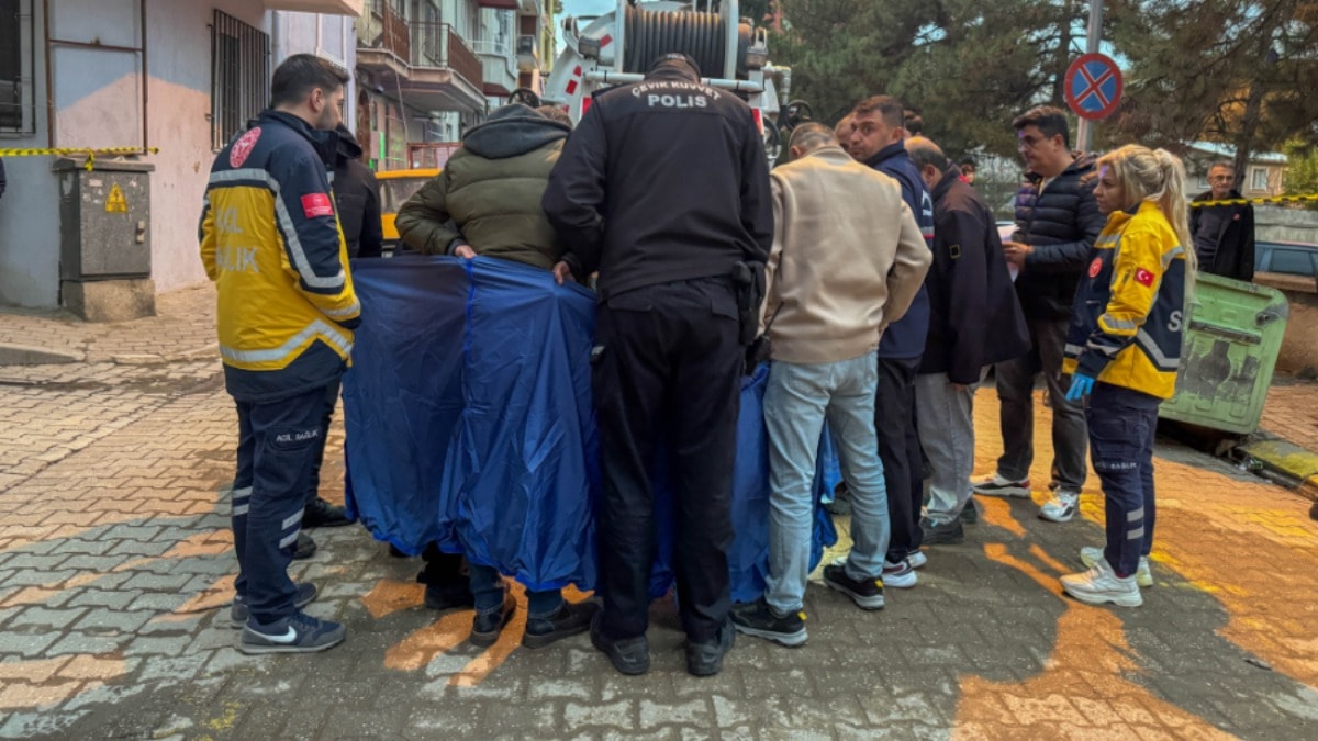 Ekipler kanalizasyonu temizlerken buldu, bütün şehir ayağa kalktı!