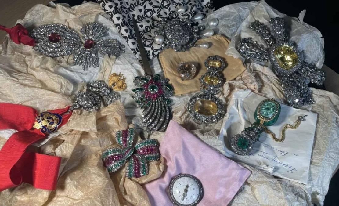 Avrupa'nın en gizemli taşı banka kasasından çıktı