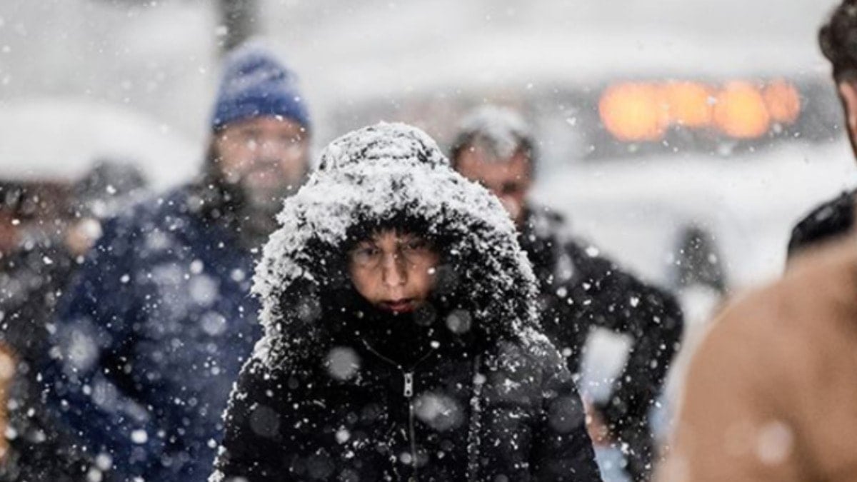 Meteoroloji 10 yıl sonra ilk kez 31 Aralık için kar uyarısı yaptı! 