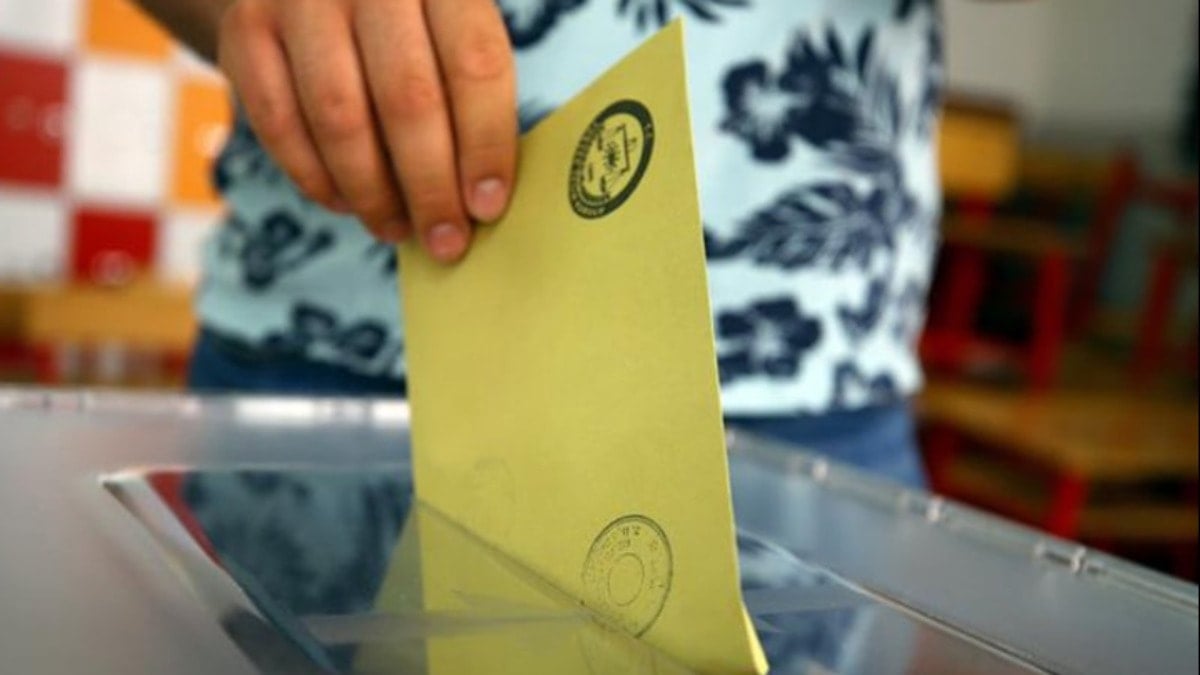 2025'i birinci kapatan parti belli oldu!