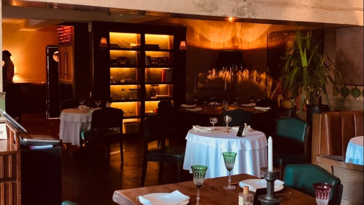 Furkan Torlak'tan 'Kütüphane' itirafı: Mehmet Akif Ersoy mekana böyle götürmüş