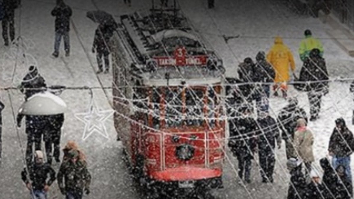 İstanbul'da bu akşam 19 ilçeye kar yağacak! 