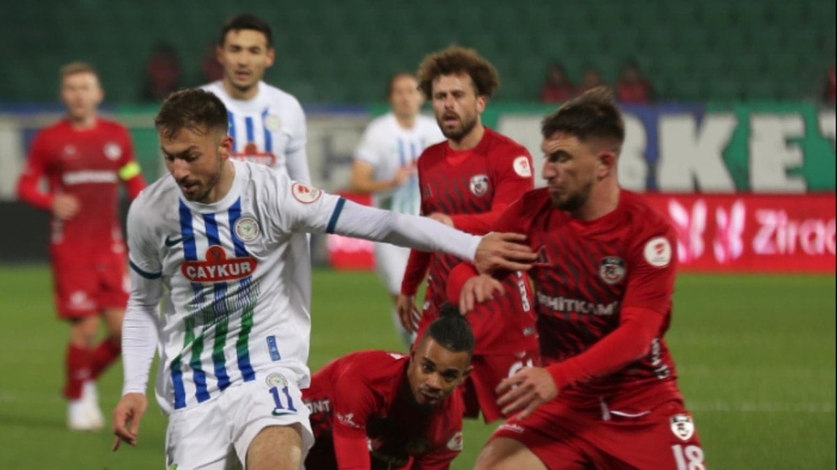 7 golü maçta Halil Dervişoğlu yıldızlaştı