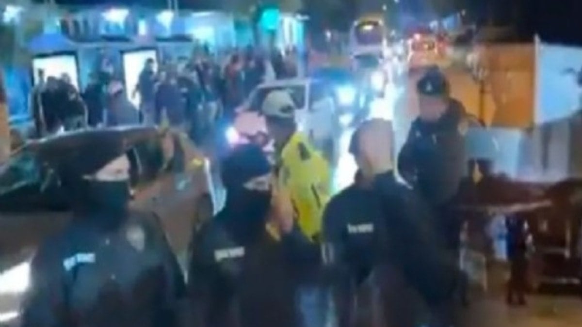 Bodrum'da maç bitti, ortalık karıştı