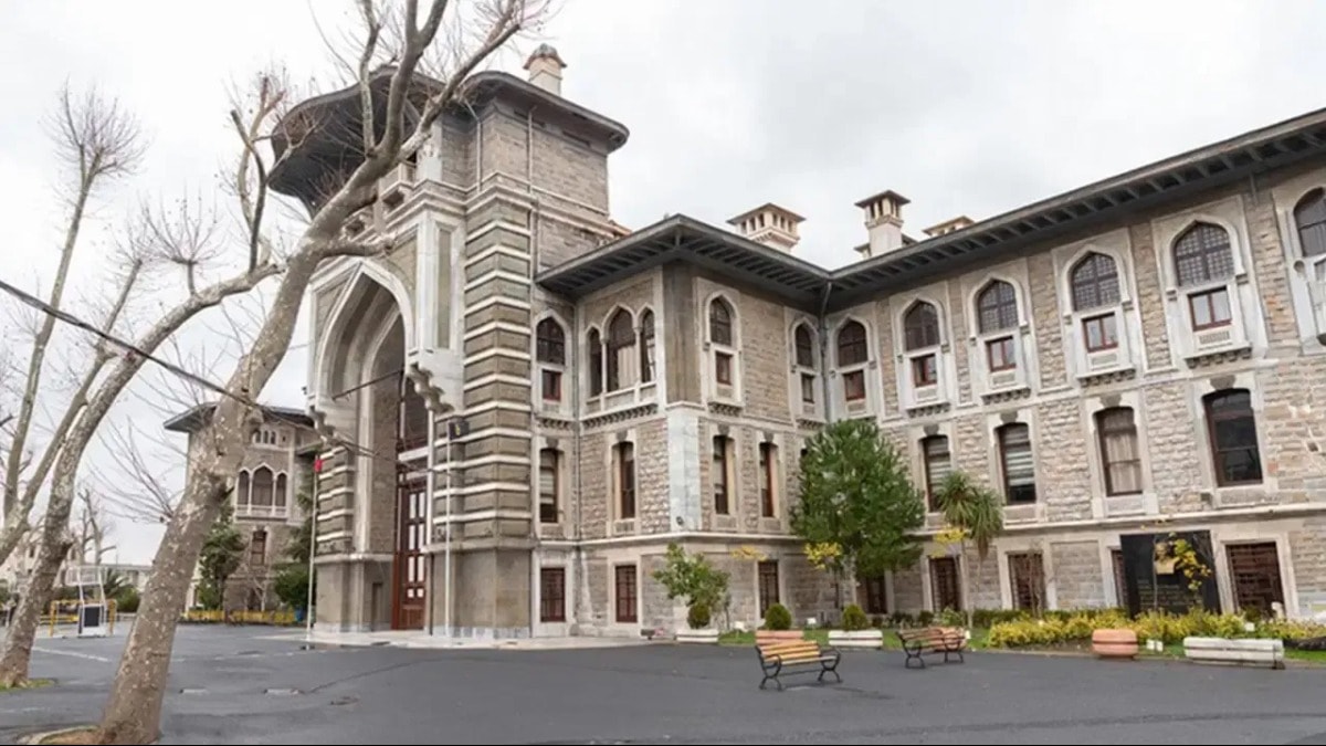 'Taciz listesi' skandalı sonrası: Görevden alındı