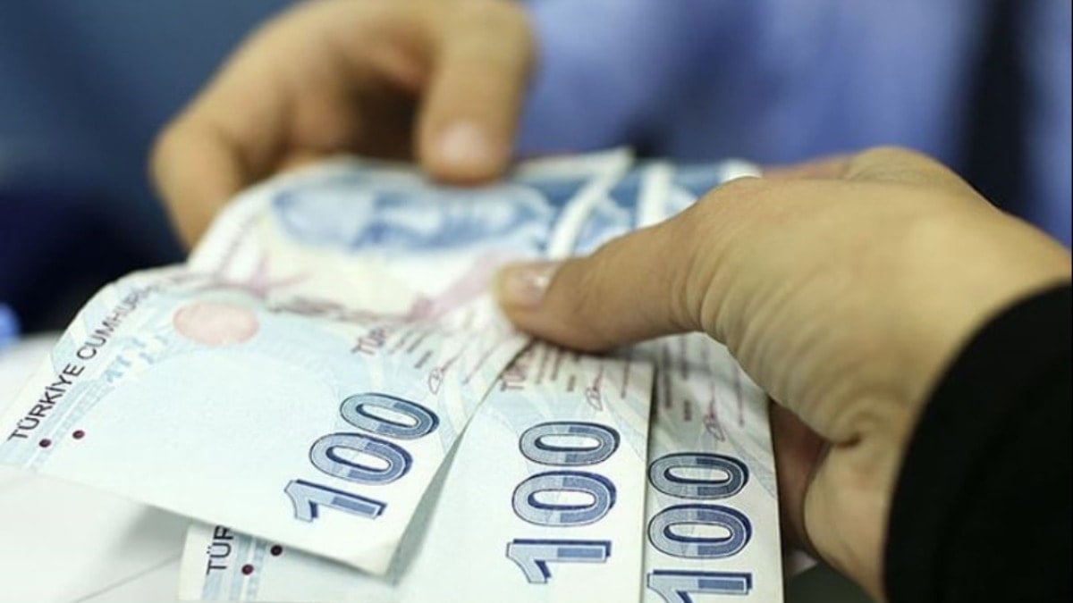 Emeklilerin garantilediği zam oranı belli oldu! 