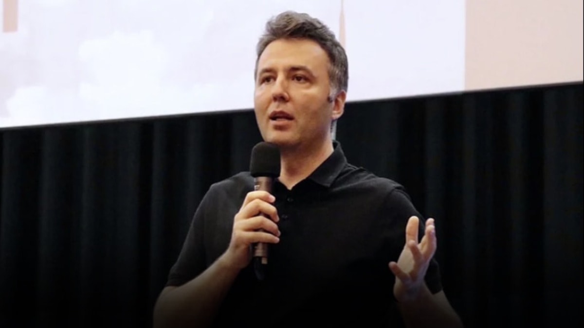 Mehmet Akif Ersoy dosyasında bir spikerin ifadesi: 'Dolarları rulo yaparak kokain çektiler'