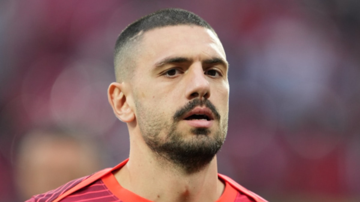 Merih Demiral'dan üç buçuk yıllık imza