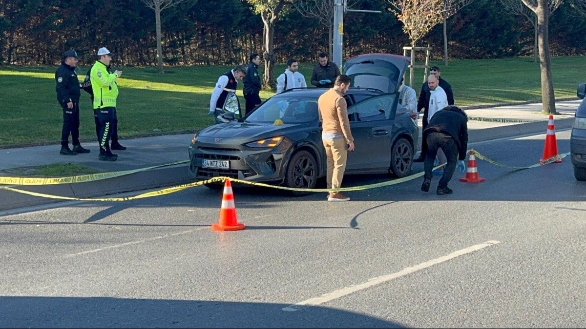 İstanbul'un göbeğinde kanlı infaz: Otomobilin içinde öldürüldü